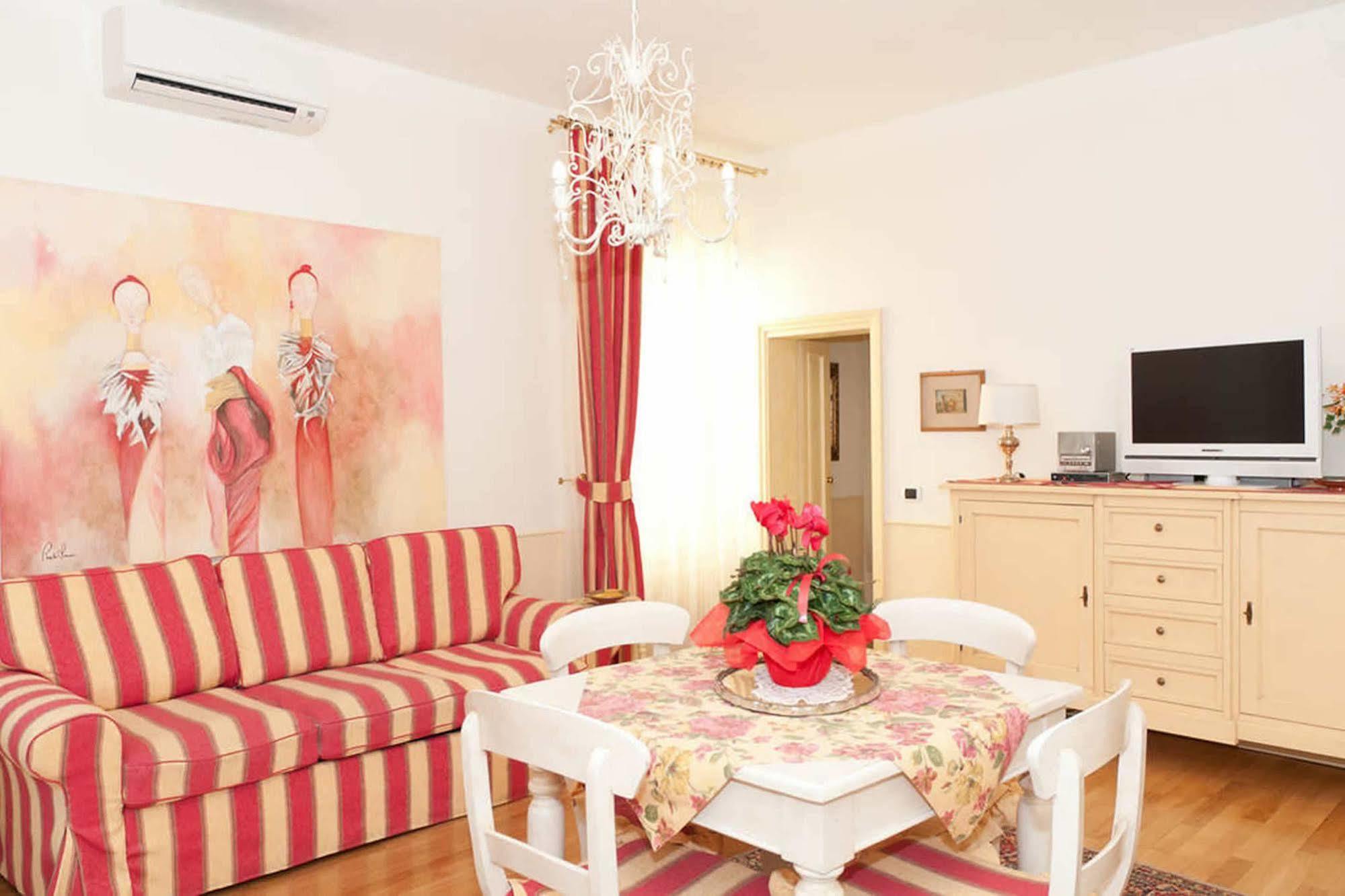 Apartments In Pistoia Exterior photo